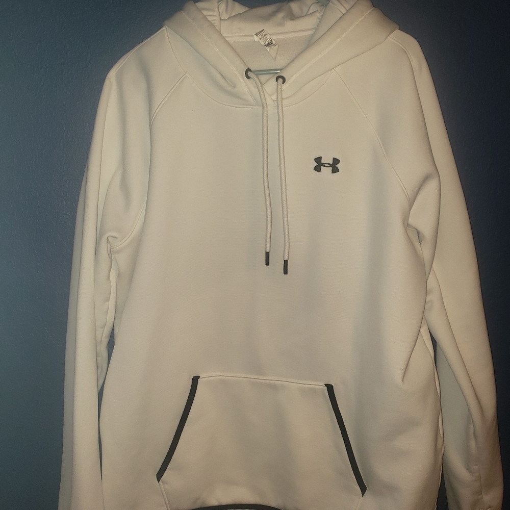 Womens UA hoodie